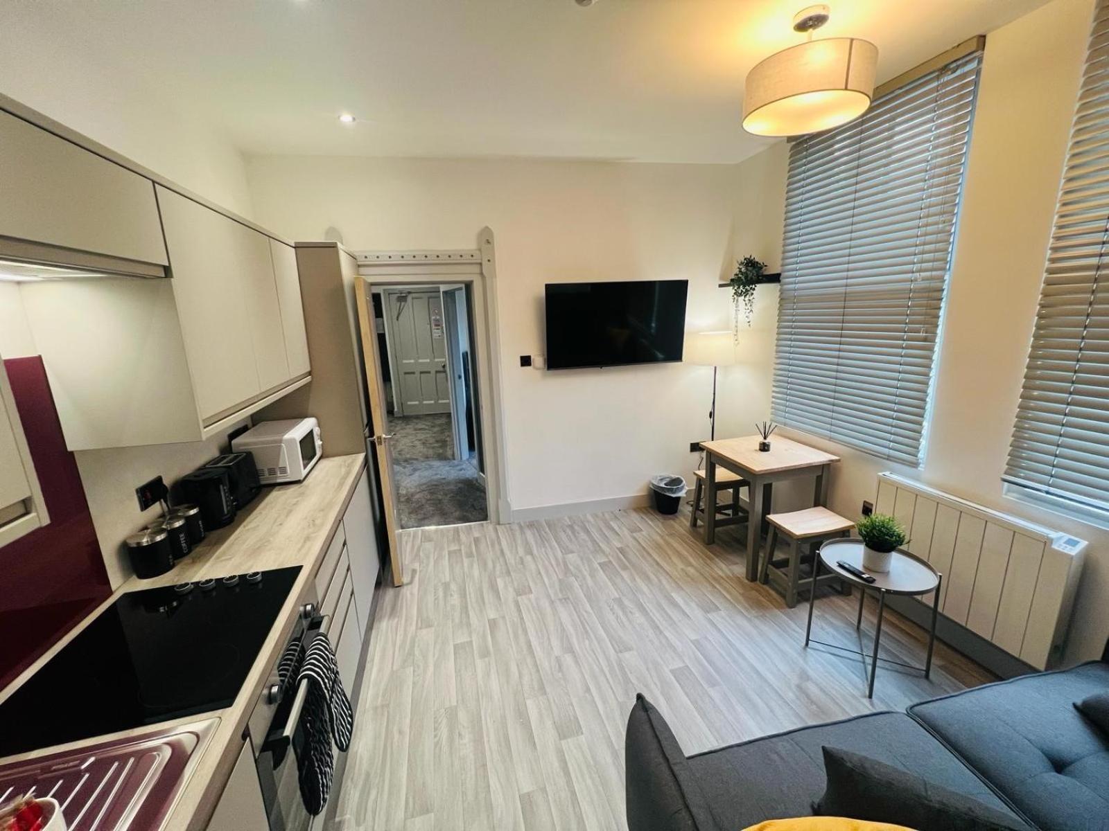 Whiskawaystays - Foregate Street - Apartment 3 Worcester Exterior foto